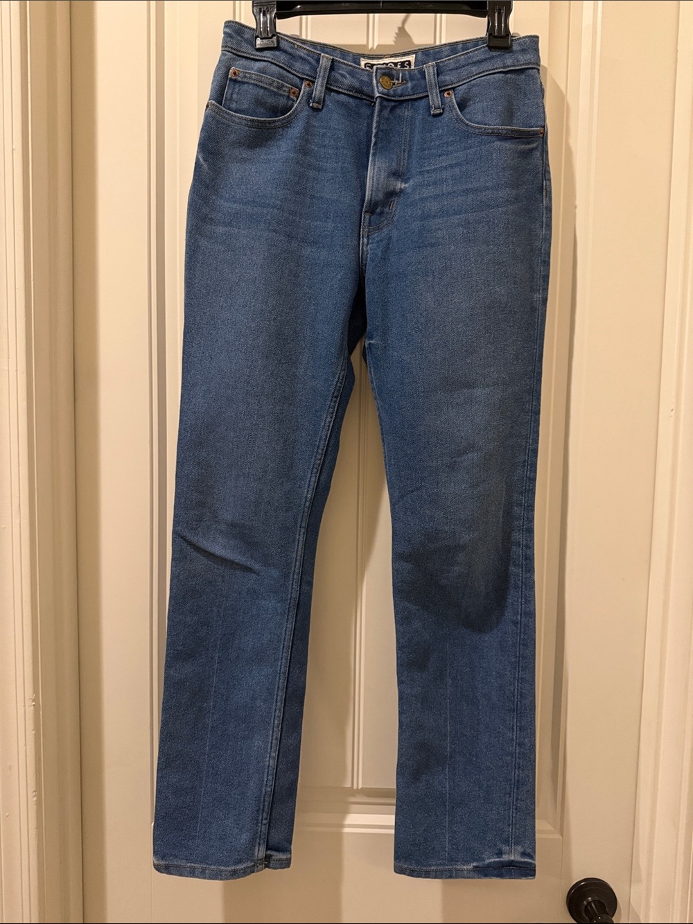 B Sides Reworked Straight Fit Women’s Jeans Sz 29
Mid Wash